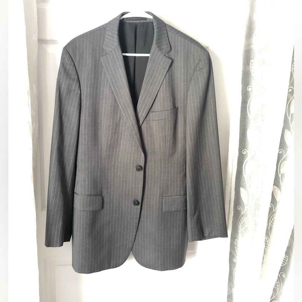Boss Hugo Boss Classic Pinstripe 2 buttons 100% virgin wool Men's Blazer sz 42L